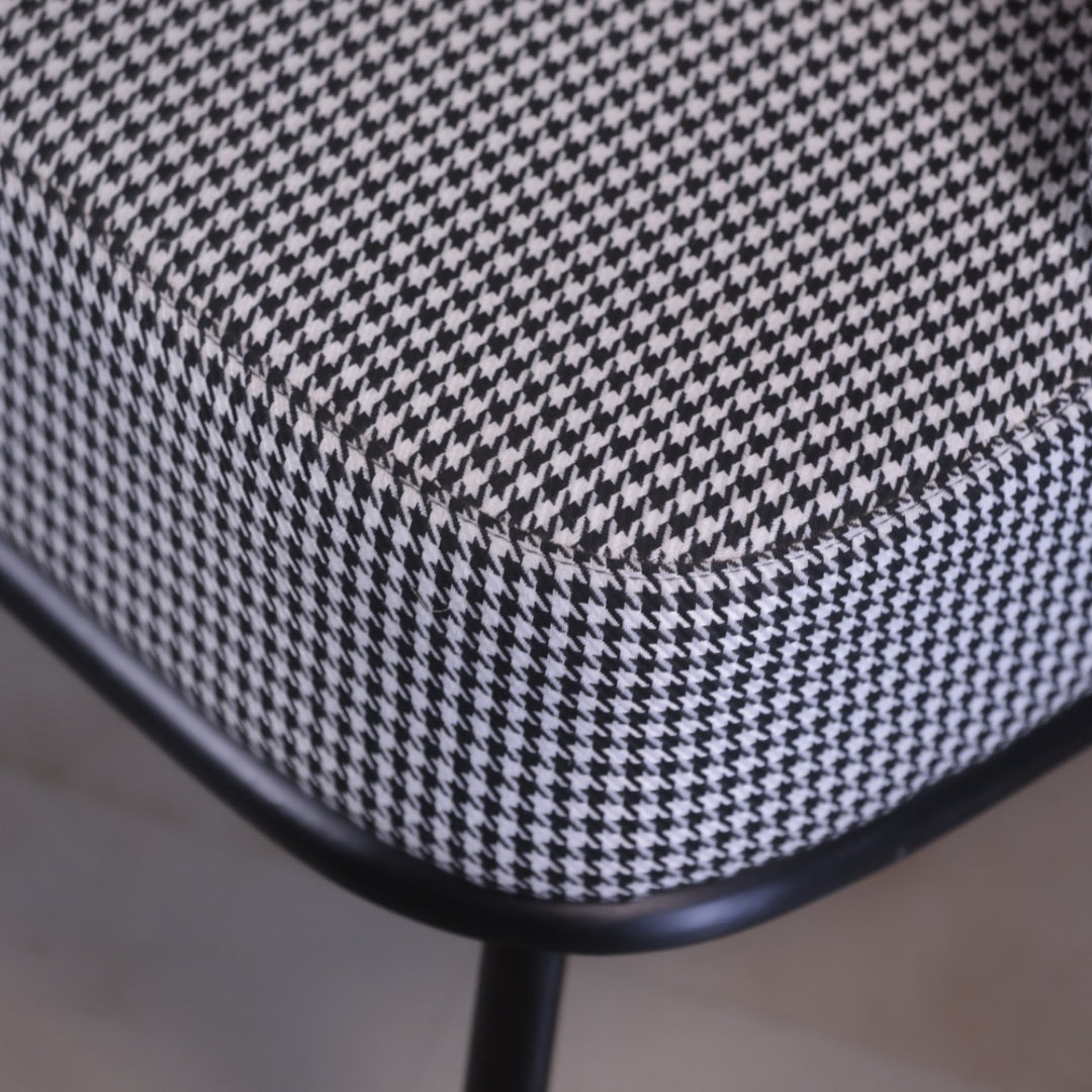 AMERICAN STYLE CHAIR