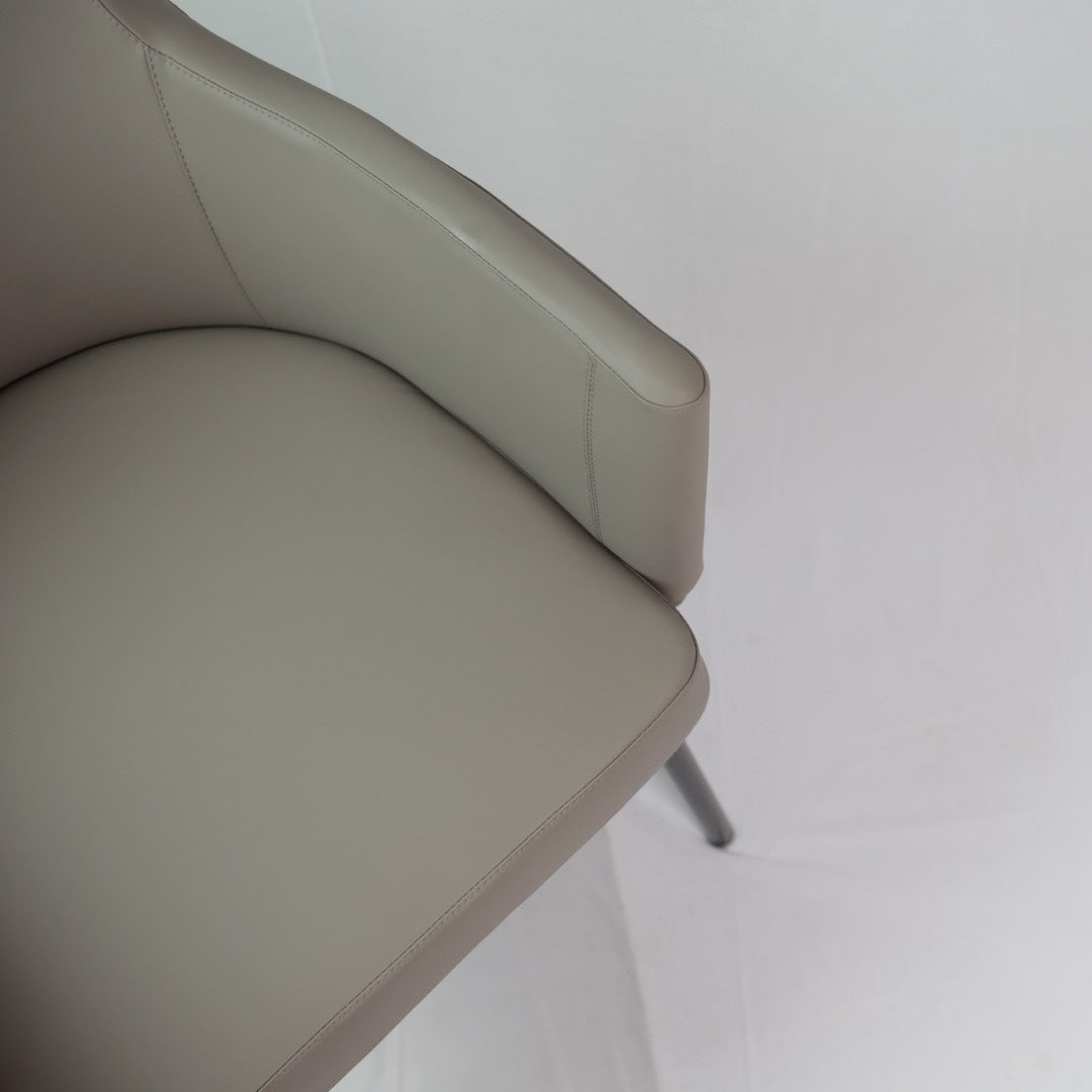 HALF REVOLVING DINING CHAIR