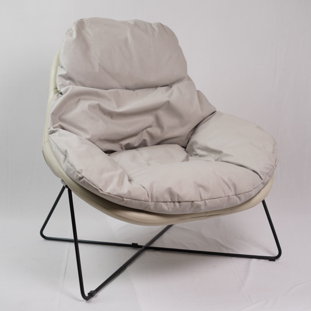 LEISURE CHAIR