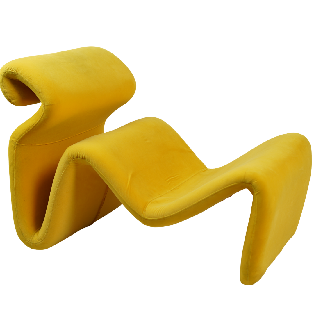 S-SHAPED CHAIR