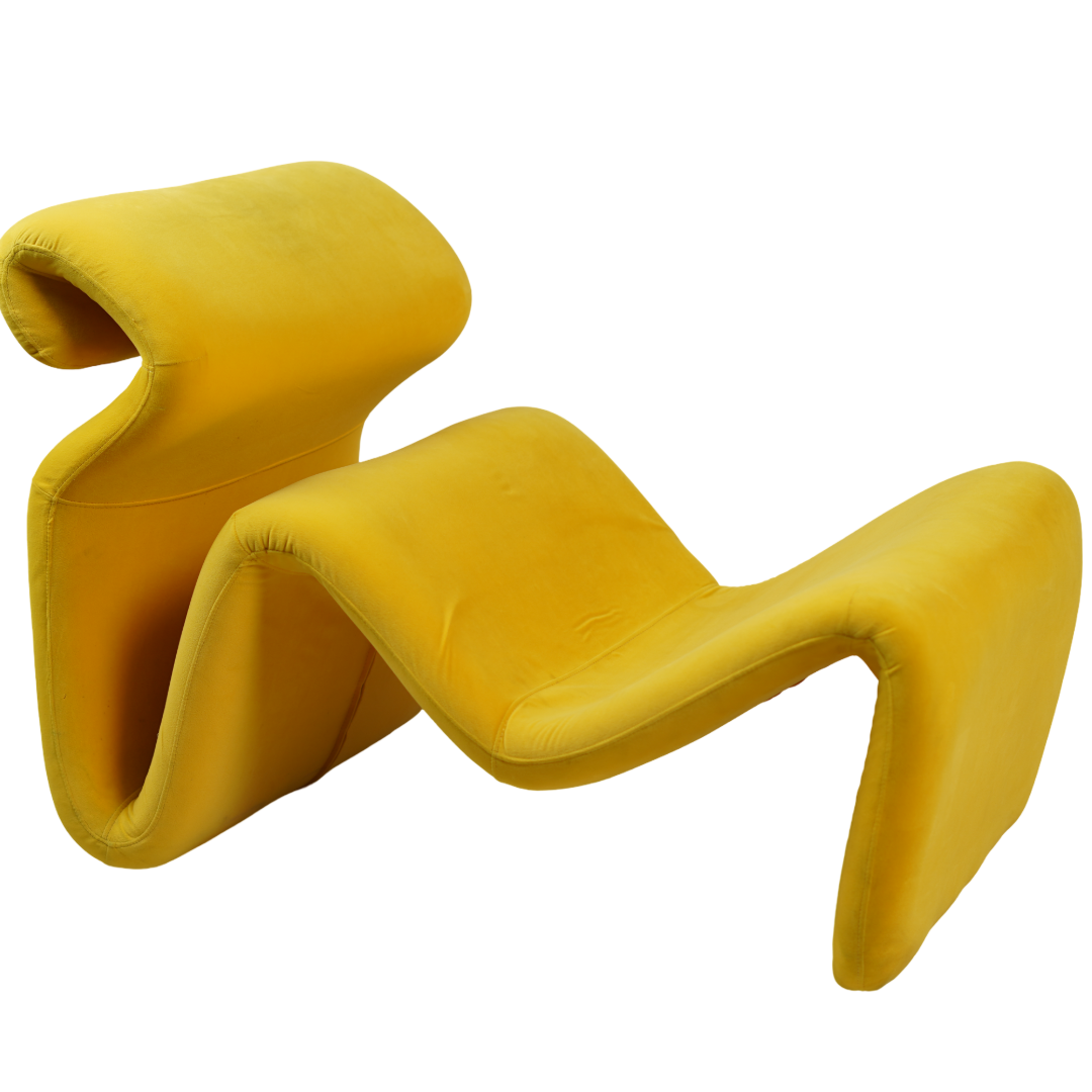 S-SHAPED CHAIR