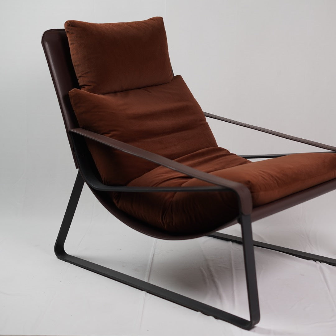 RELAXING CHAIR