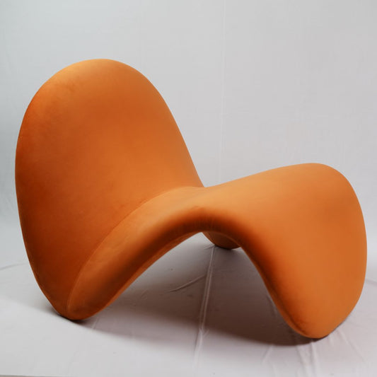 TONGUE CHAIR