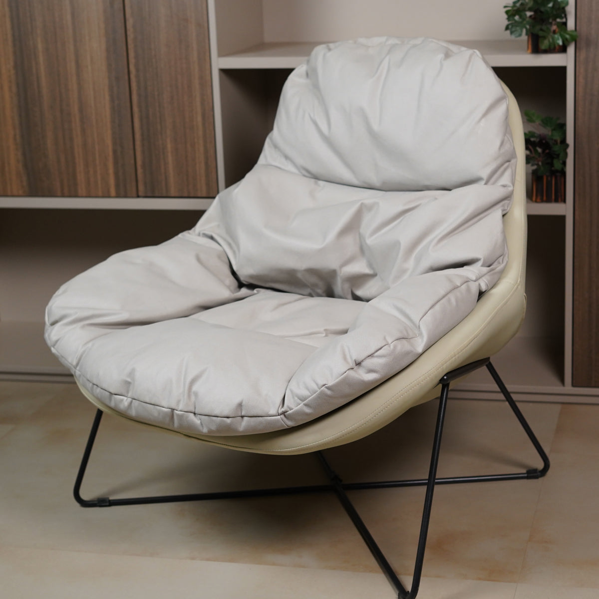 LEISURE CHAIR