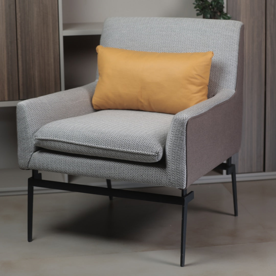HIGH BACK LEISURE CHAIR
