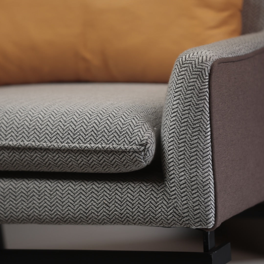 HIGH BACK LEISURE CHAIR