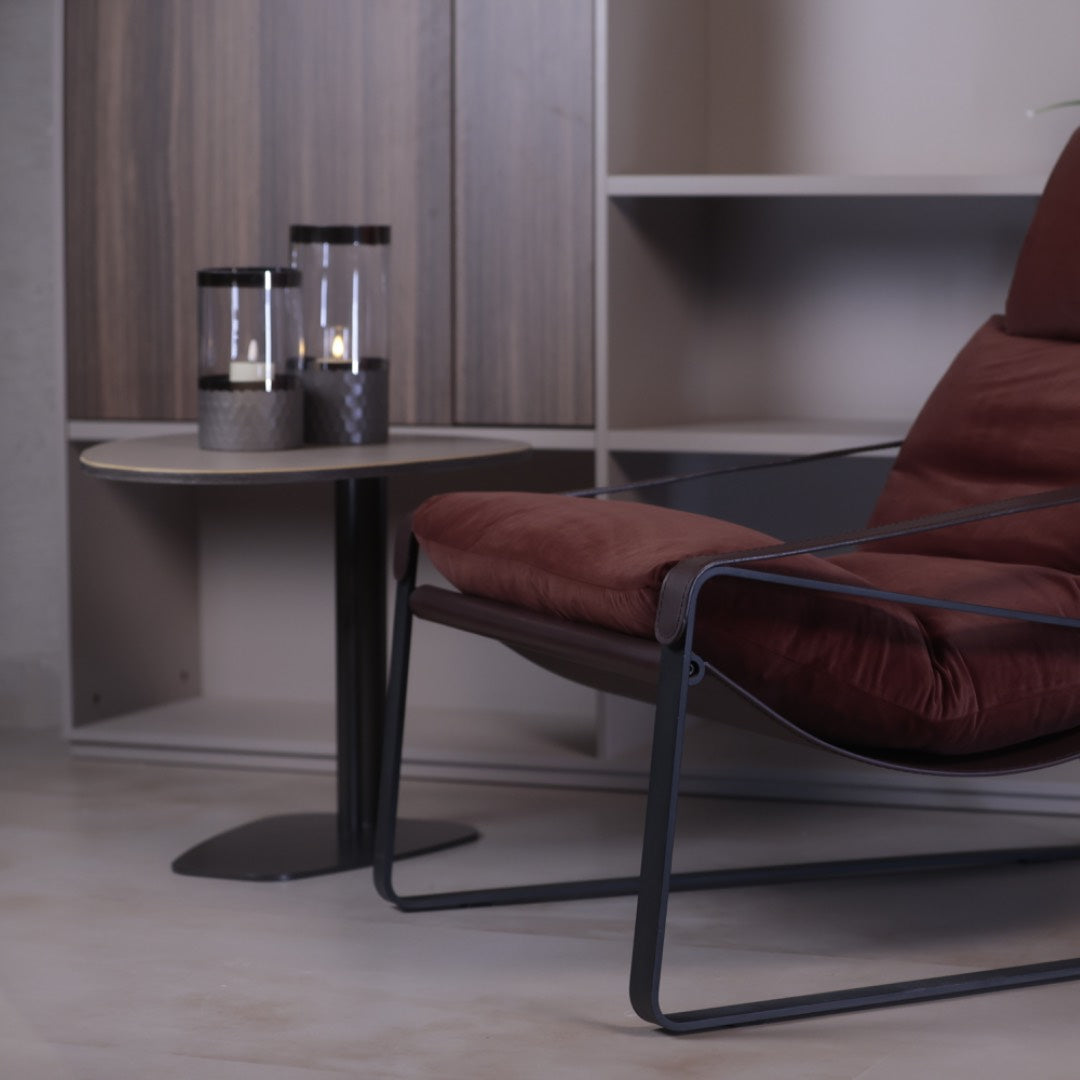 RELAXING CHAIR