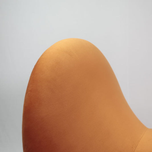 TONGUE CHAIR