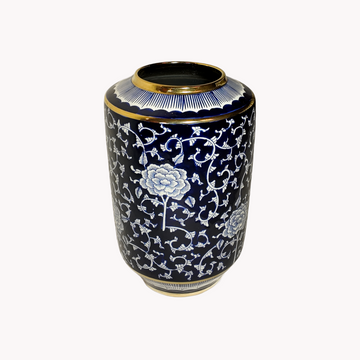 Blue-and-White Porcelain Vase – Hand-Painted Floral Decorative Vase